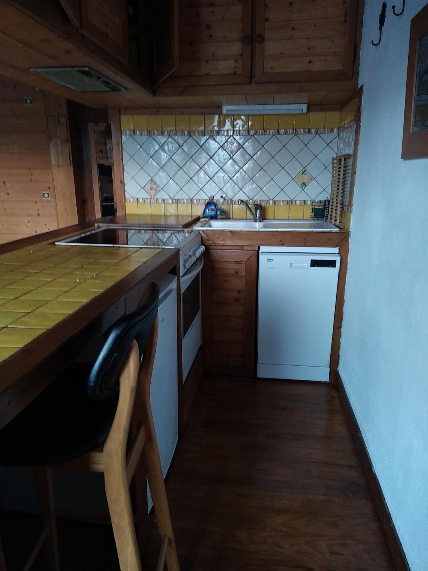 Le Narcisse, Apartment *
